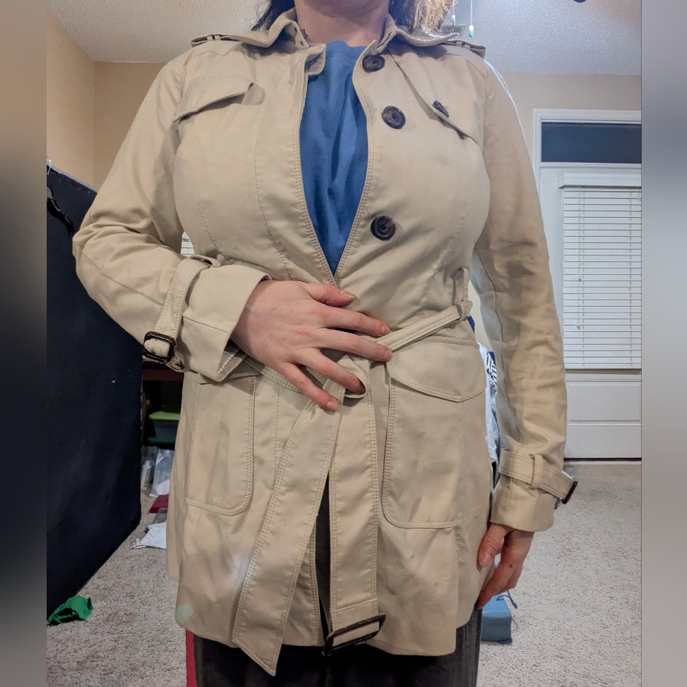 Banana Republic medium single-breasted Trench coat